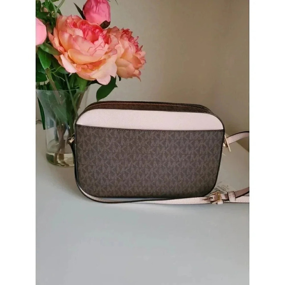 MICHAEL KORS LARGE EW ZP CHAIN XBODY POWDER BLUSH - Picture 7 of 12